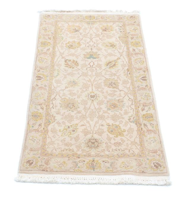 Hand Knotted Agra Kashan Wool Rug 2' 0" x 4' 1" - No. AT78414