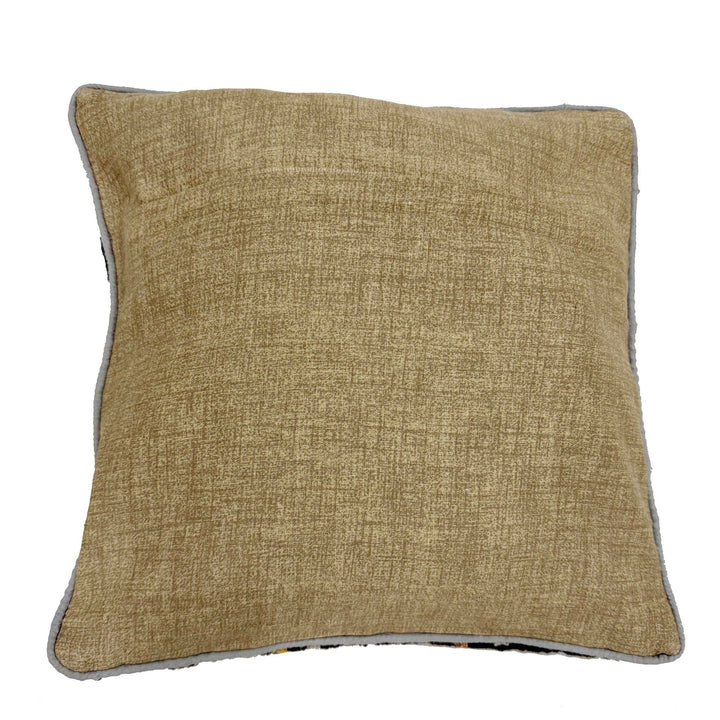Afghan Kilim Cushion 1' 5" x 1' 5" Flat-Weave detail
