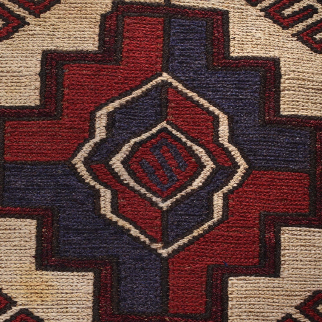 Handmade Vintage Kilim 2' 9" x 4' 9" - No. AL58458