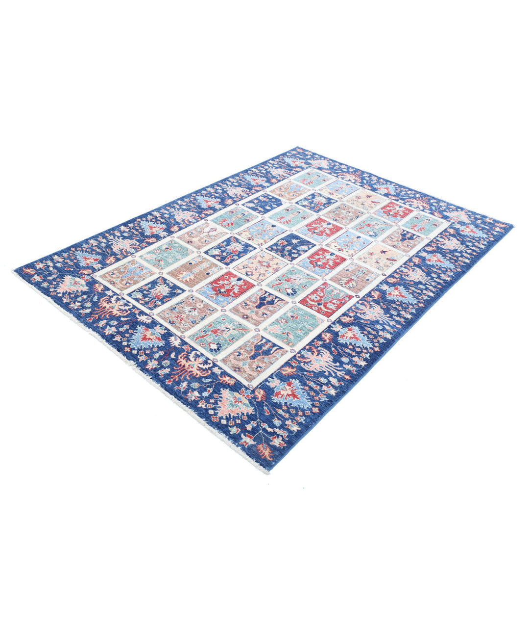 Afghan Bakhtiari Rug 4' 9" x 6' 8" Hand-Knotted | No. AT85344