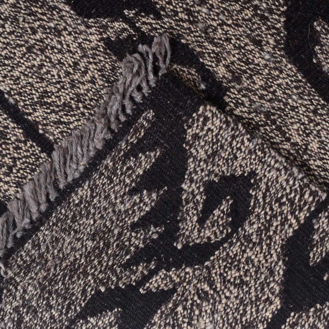 Moroccan Kilim Rug - Hand Knotted Boho Wool Carpet 5' 1" x 6' 11" - No. AL692588