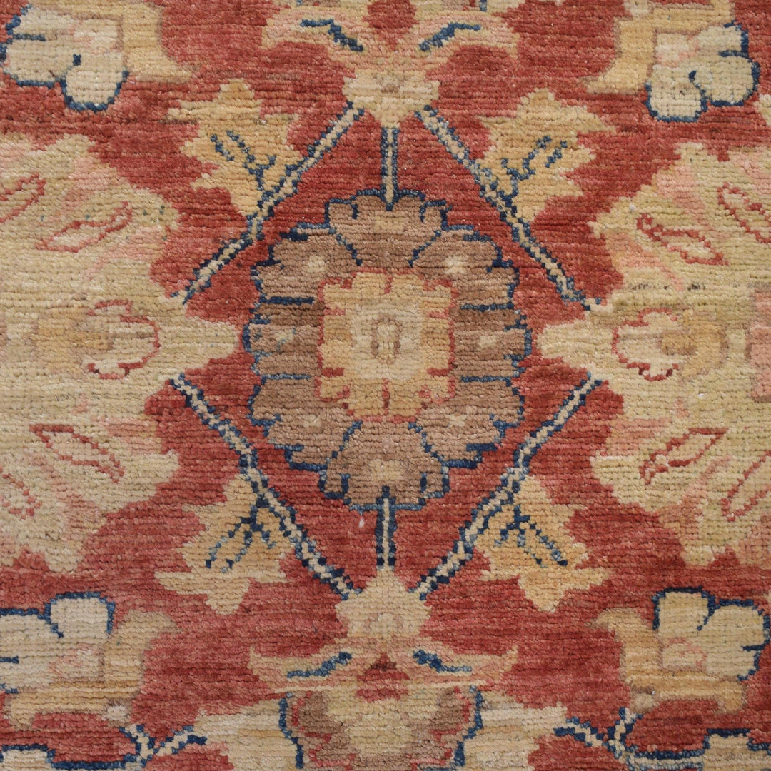 Hand Knotted Persian Heriz Area Rug 6' 5" x 9' 11" - No. AL28174