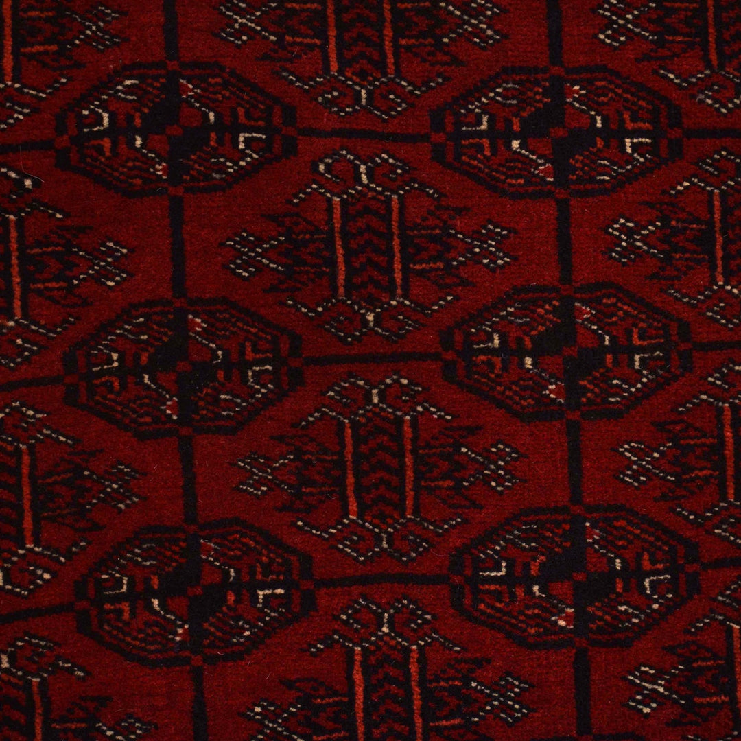 Handmade Bukhara Carpet 3' 11" x 5' 11" - No. AL98916