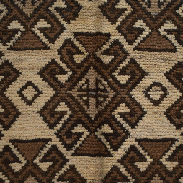 Hand Knotted White Area Rug 5' 4" x 8' 6" - No. AL19733