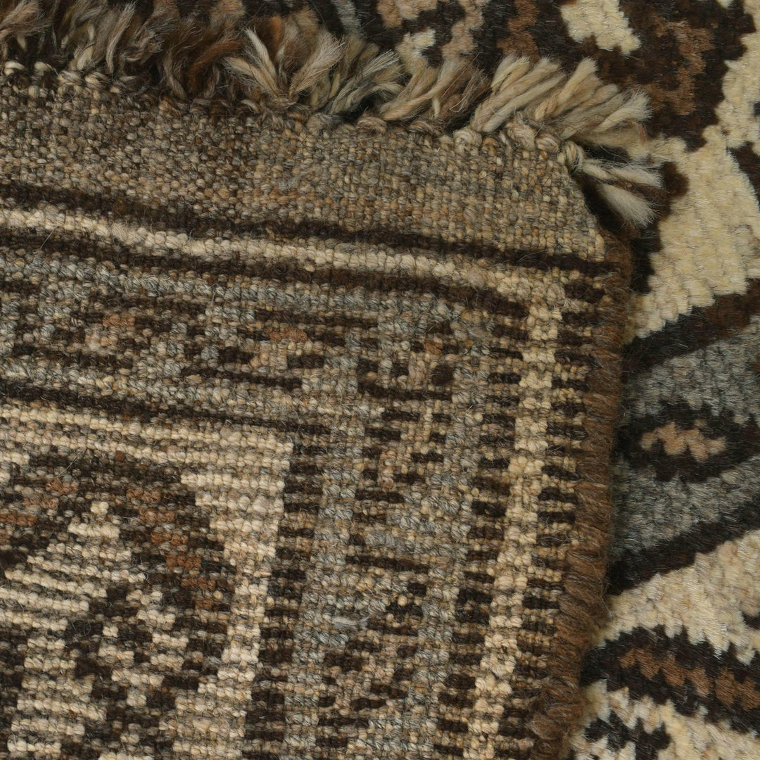 Hand Knotted White Area Rug 5' 4" x 8' 6" - No. AL19733