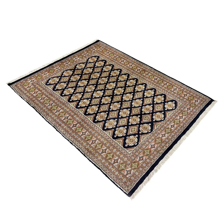 Pakistani Jaldar Rug 4' 2" x 5' 11" Hand-Knotted | No. AL265003
