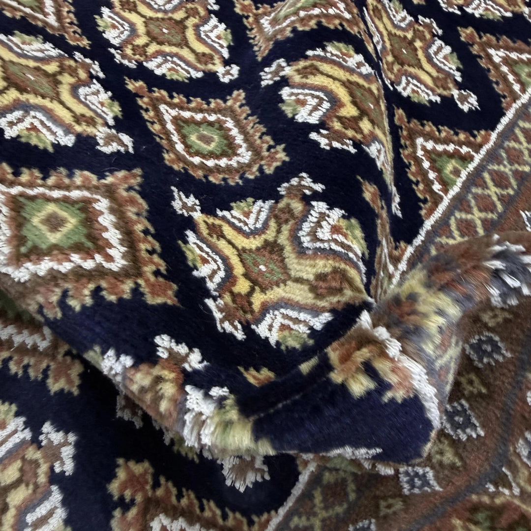 Pakistani Jaldar Rug 4' 2" x 5' 11" Hand-Knotted | No. AL265003