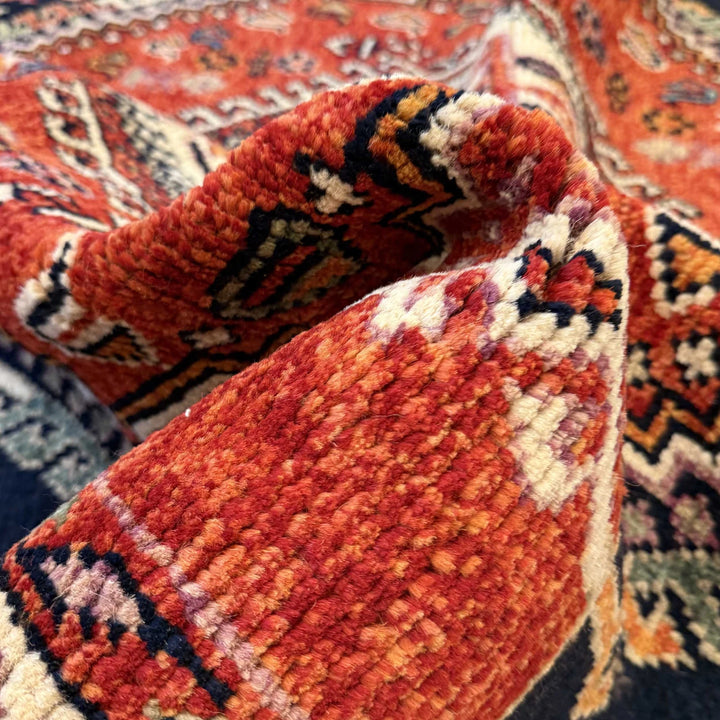Shiraz Rug 5' 0" x 6' 3" Hand-Knotted | No. AL33070