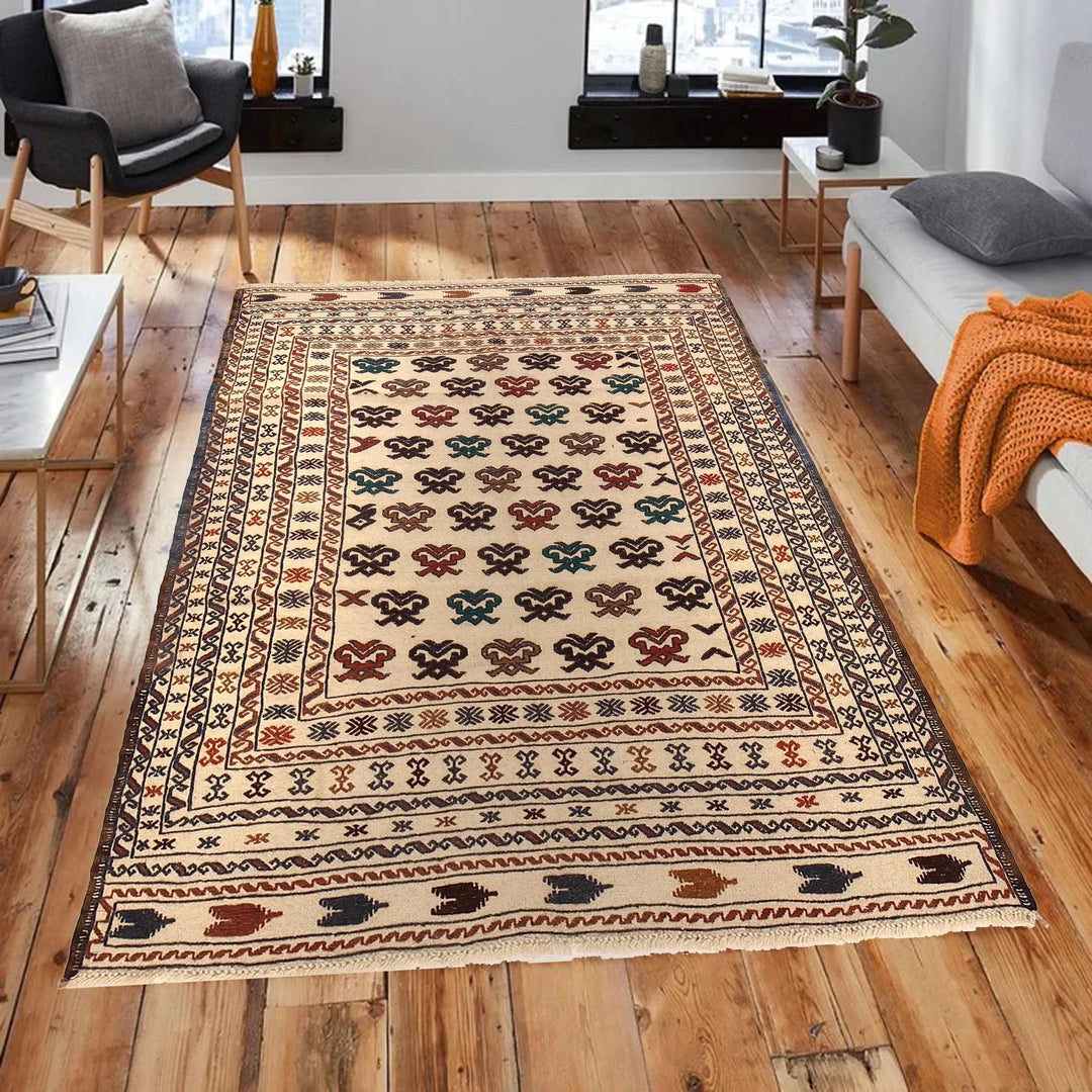 White Afghan Soumak Rug 4' 5" x 5' 11" Flat-Weave | No. AL39917
