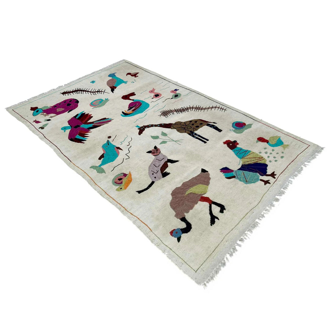 Beige Pakistani Embroidery Kilim Rug 3' 1" x 5' 4" Flat-Weave | No. AL483881