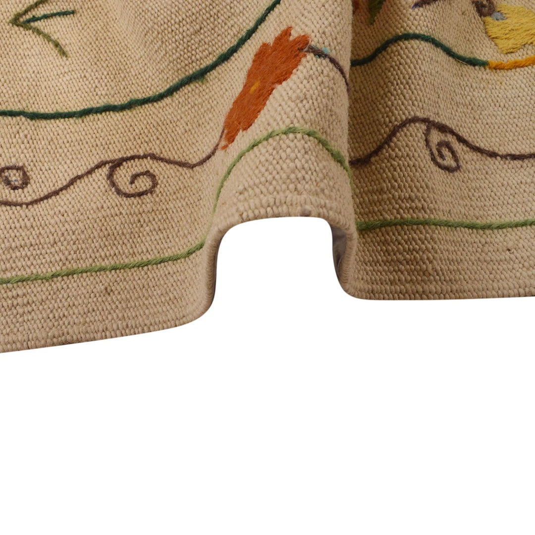 Tan Pakistani Kilim Rug 5'5" x 7'9" Flat-Weave | No. AL56898