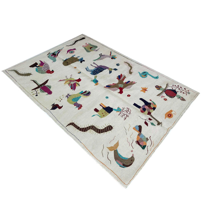 Beige Pakistani Embroidery Kilim Rug 3' 11" x 6' 3" Hand-Knotted | No. AL57249