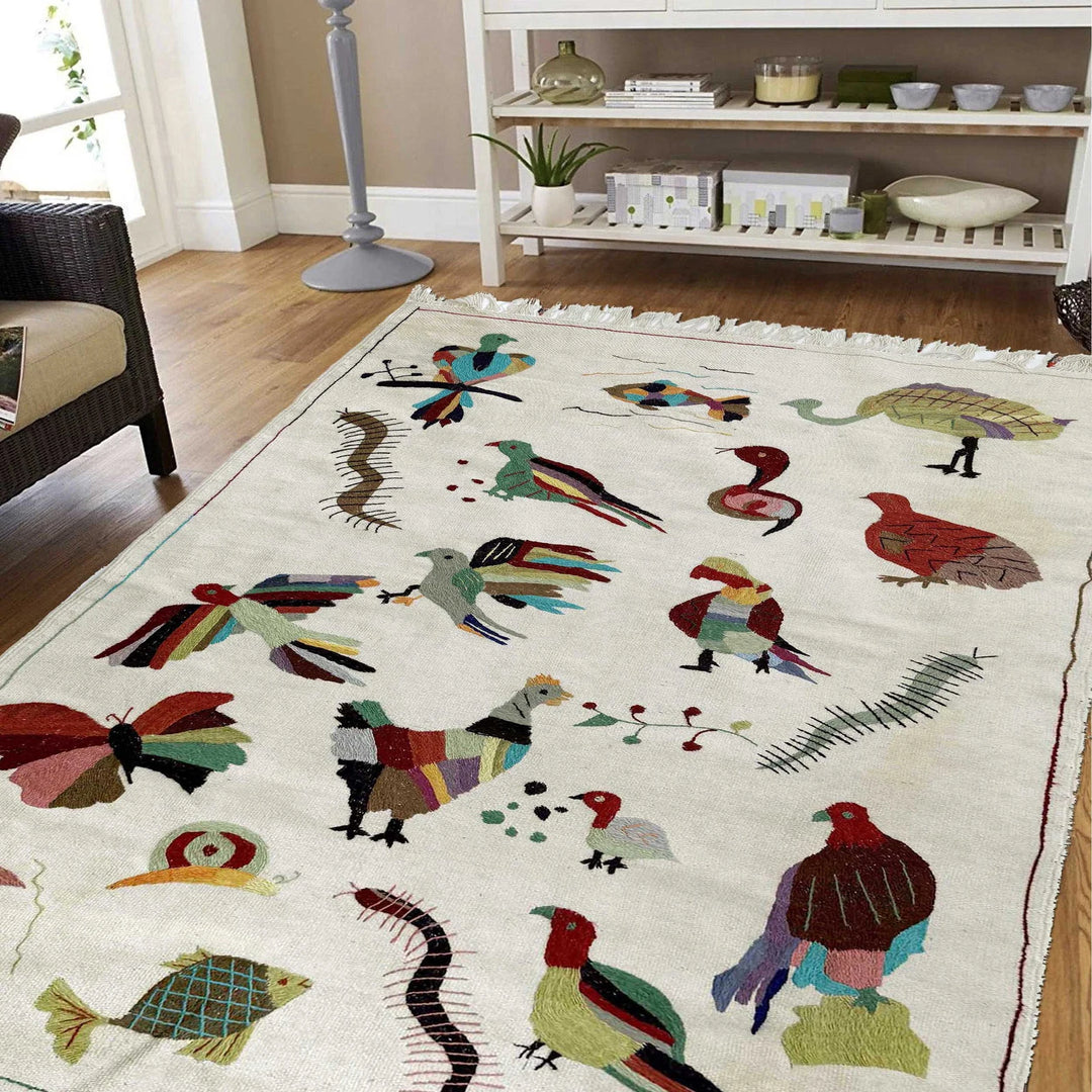 Beige Pakistani Embroidery Kilim Rug 4' 0" x 6' 4" Flat-Weave | No. AL652066