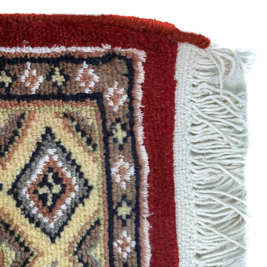 Red Pakistani Jaldar Rug 3' 1" x 5' 2" Hand-Knotted | No. AL77253