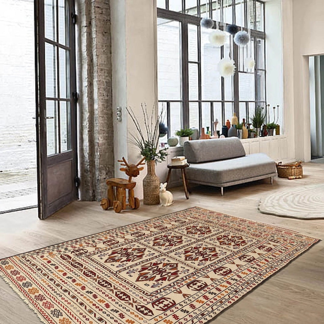 White Afghan Soumak Rug 4' 6" x 6' 5" Flat-Weave | No. AL84058