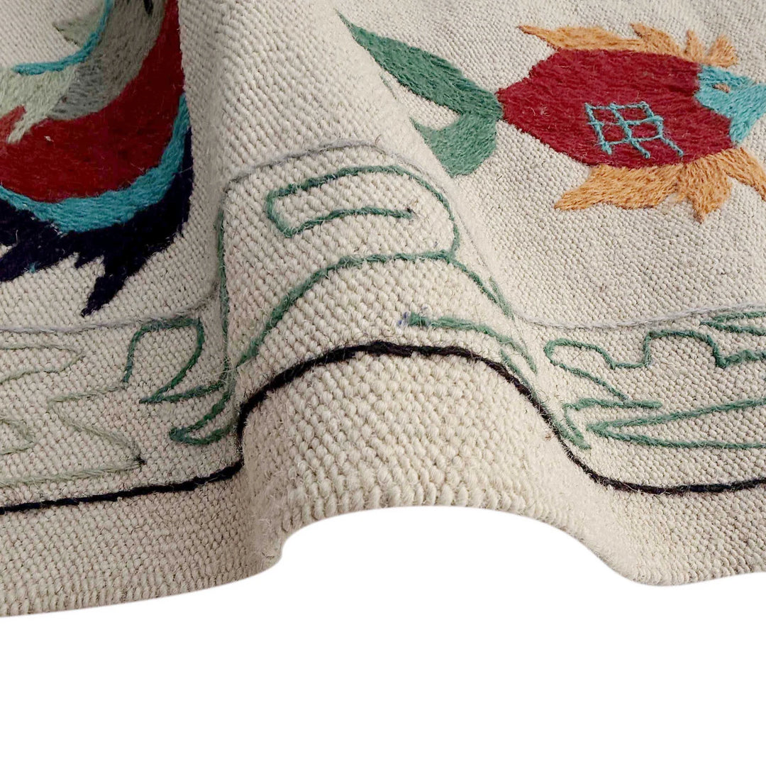 Beige Pakistani Embroidery Kilim Rug 6' 4" x 9' 10" Hand-Knotted | No. AL84891