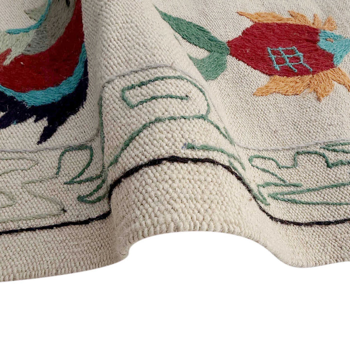 Beige Pakistani Embroidery Kilim Rug 6' 4" x 9' 10" Hand-Knotted | No. AL84891