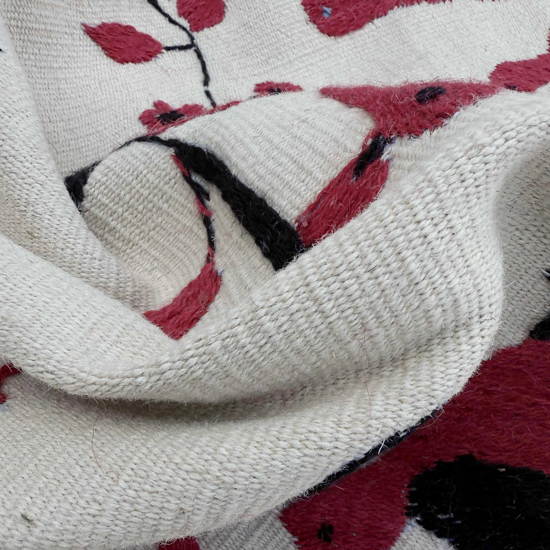 Beige Pakistani Embroidery Kilim Rug 3' 10" x 6' 4" Flat-Weave | No. AL93469