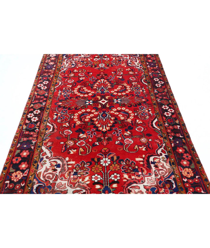 Persian Hamadan Rug 4' 9" x 7' 8" Hand-Knotted | No. AT14111