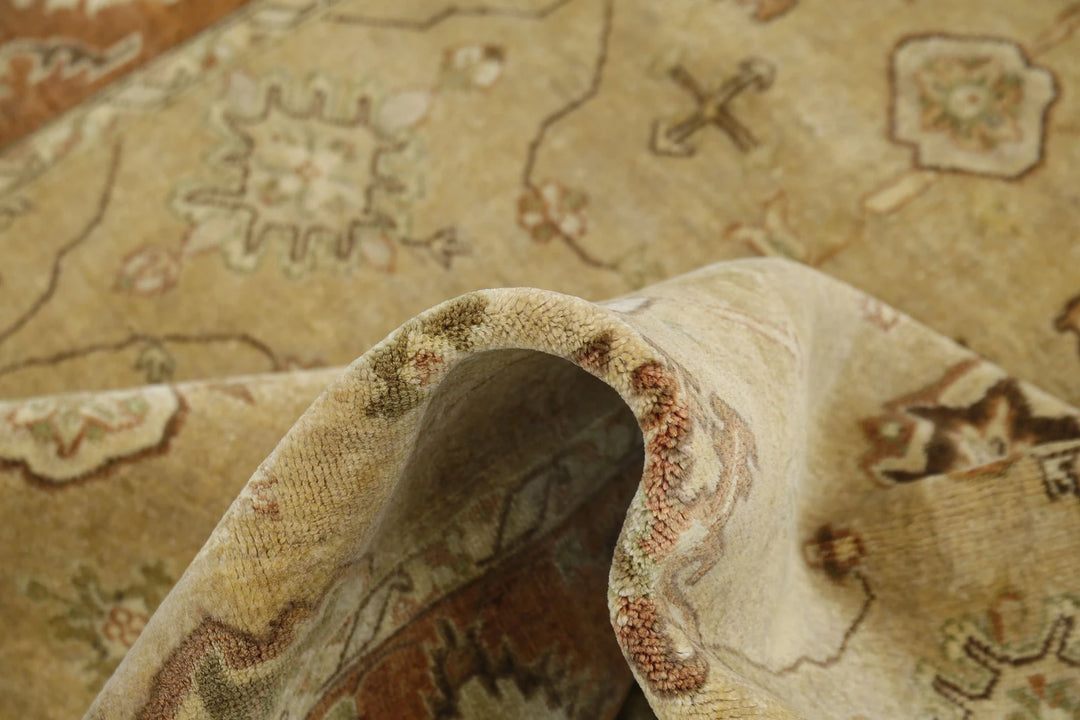 Indian Ziegler Rug 5' 5" x 7' 5" Hand-Knotted | No. AT16963
