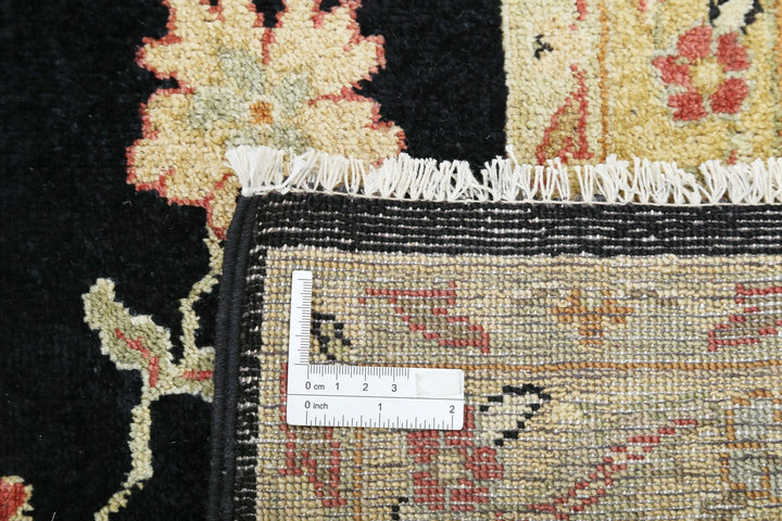 Black & Ivory Indian Ziegler Rug 9' 10" x 13' 6" Hand-Knotted | No. AT17505