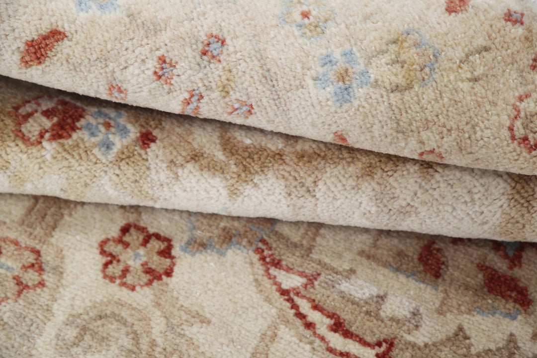 Ivory Indian Ziegler Rug 4' 1" x 6' 0" Hand-Knotted | No. AT17543