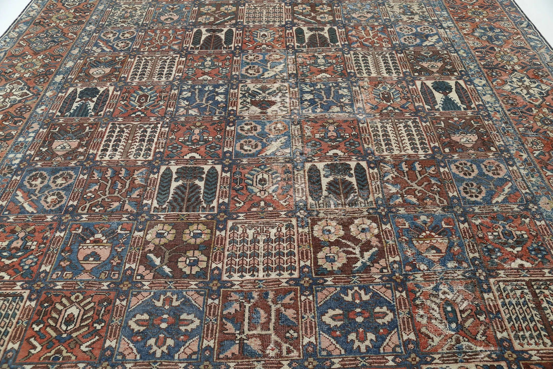 Persian Bakhtiari Rug 10' 7" x 13' 1" Hand-Knotted | No. AT20348