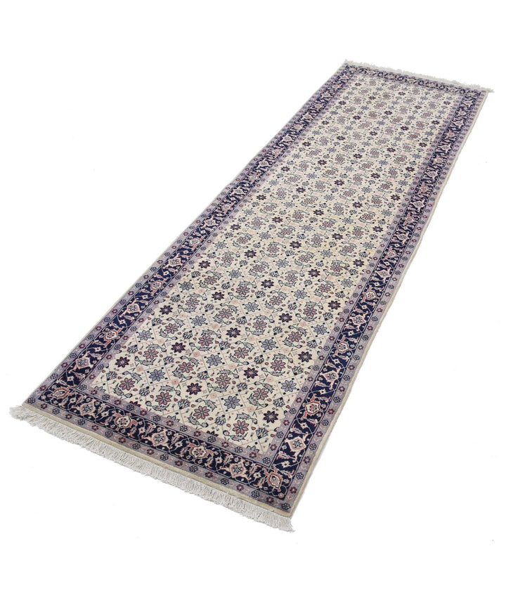 Ivory Pakistani Oriental Rug 2' 7" x 7' 11" Hand-Knotted | No. AT21443