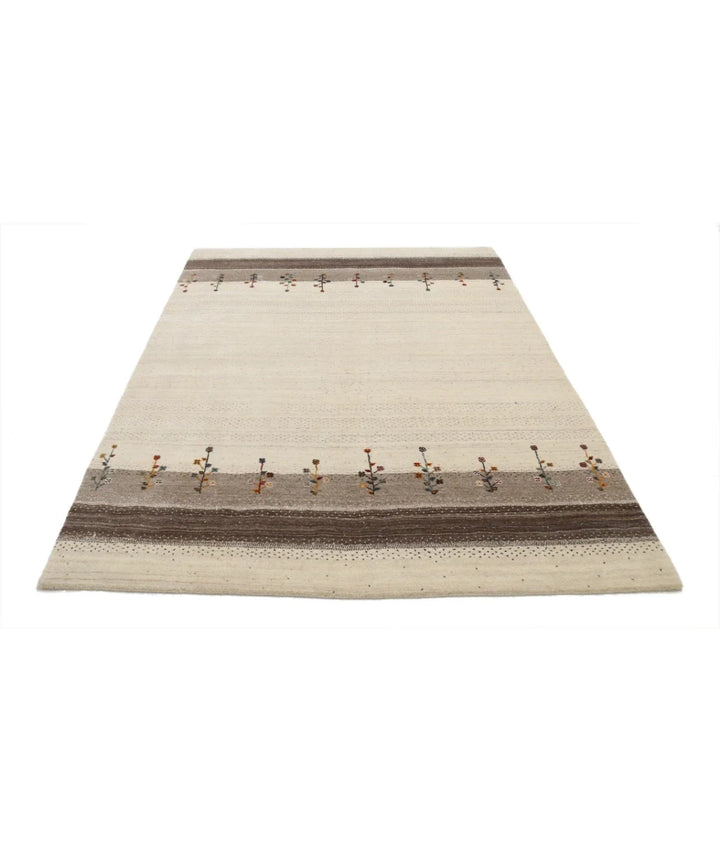 Ivory Indian Oriental Rug 5' 7" x 7' 9" Hand-Knotted | No. AT225697