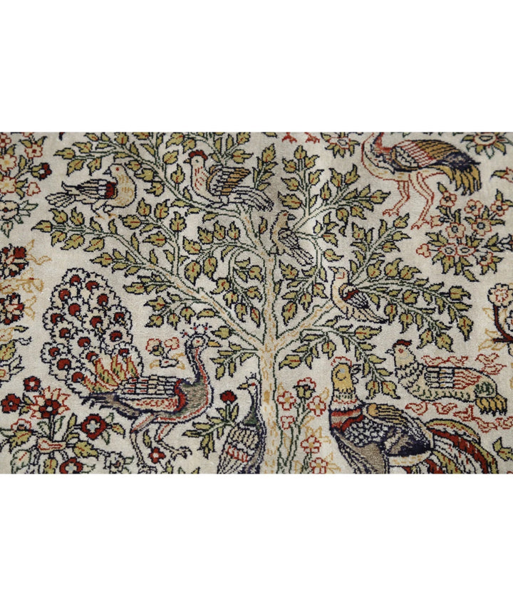 Chinese Hereke Rug 2' 7" x 3' 11" Hand-Knotted | No. AT23313