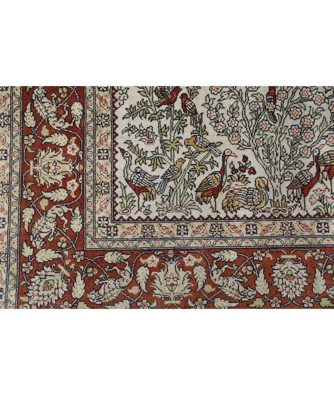 Chinese Hereke Rug 2' 7" x 3' 11" Hand-Knotted | No. AT23313