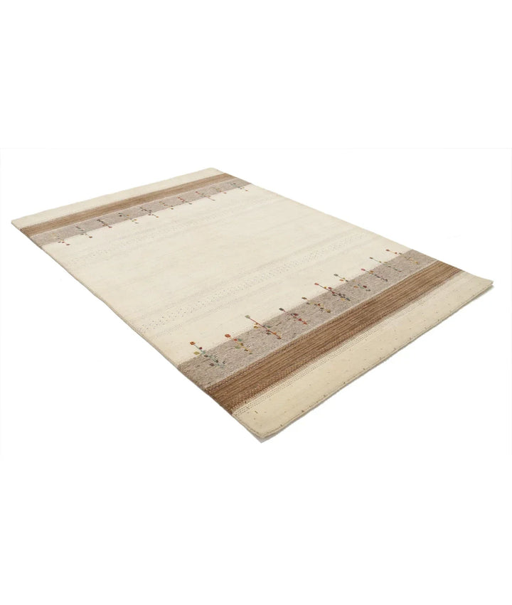 Ivory Indian Oriental Rug 5' 4" x 7' 11" Hand-Knotted | No. AT236175