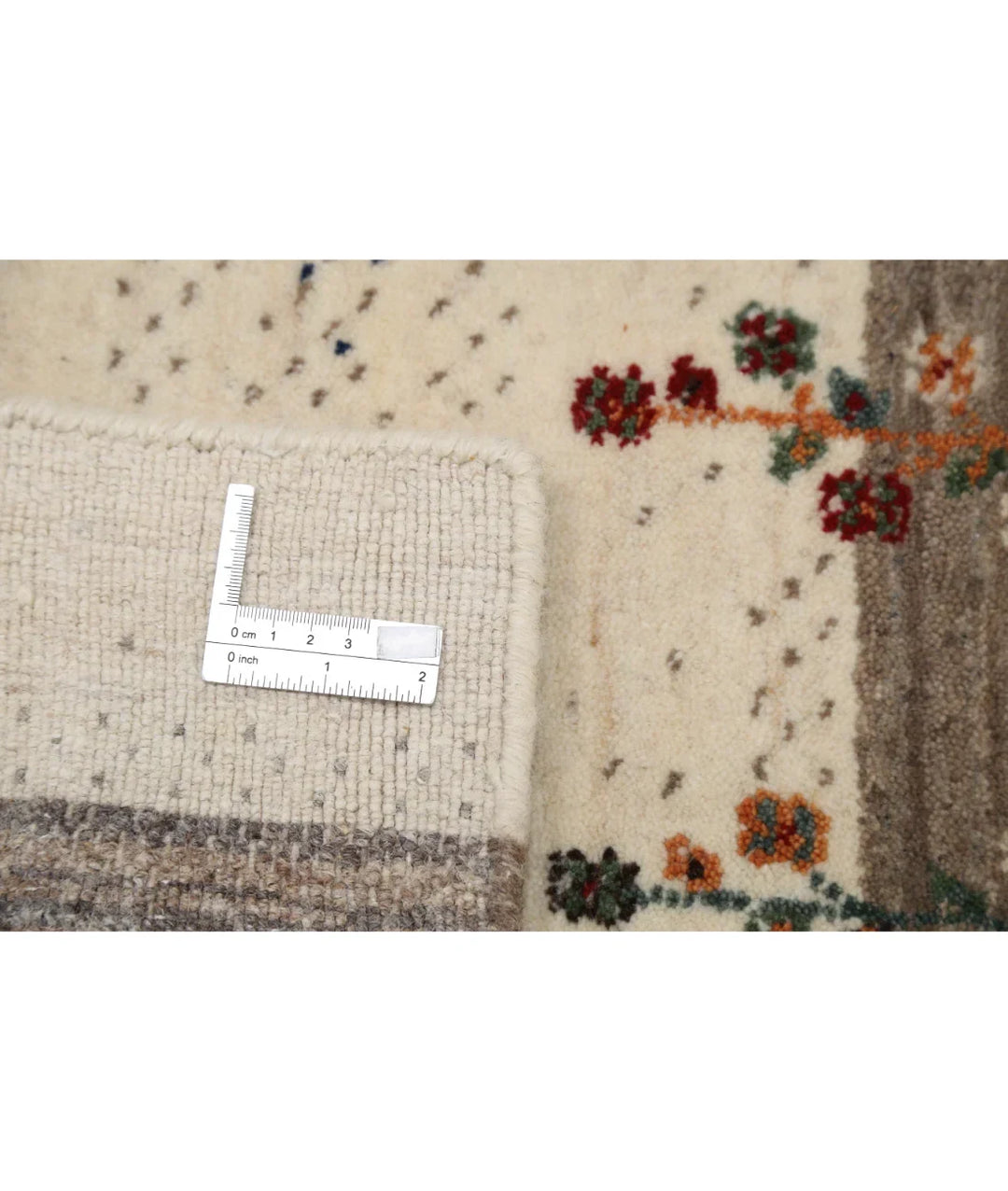 Ivory Indian Oriental Rug 2' 11" x 3' 11" Hand-Knotted | No. AT23755
