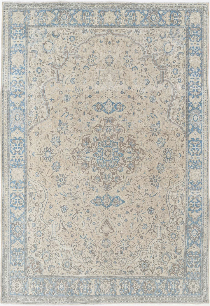 Persian Nain Rug 7' 8" x 11' 2" Hand-Knotted | No. AT24683