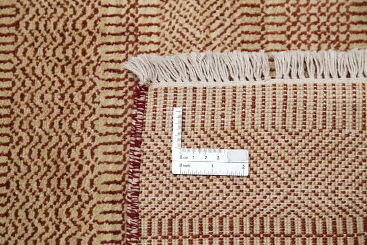 Beige Indian Ziegler Rug 3' 0" x 5' 1" Hand-Knotted | No. AT25424