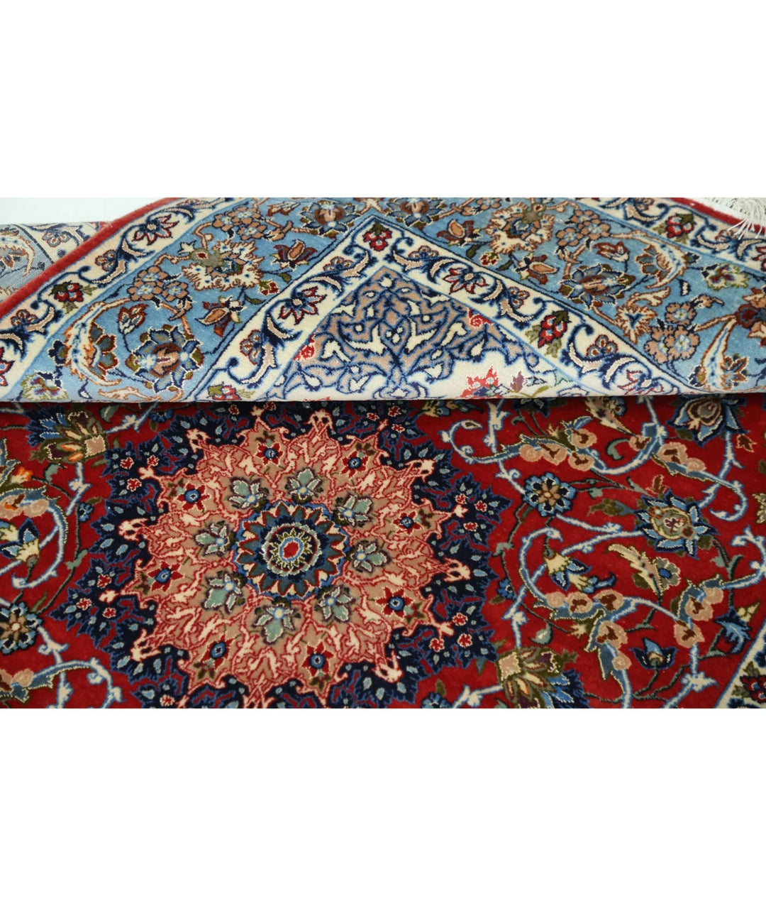 Persian Isfahan Rug 3' 6" x 5' 5" Hand-Knotted | No. AT26001