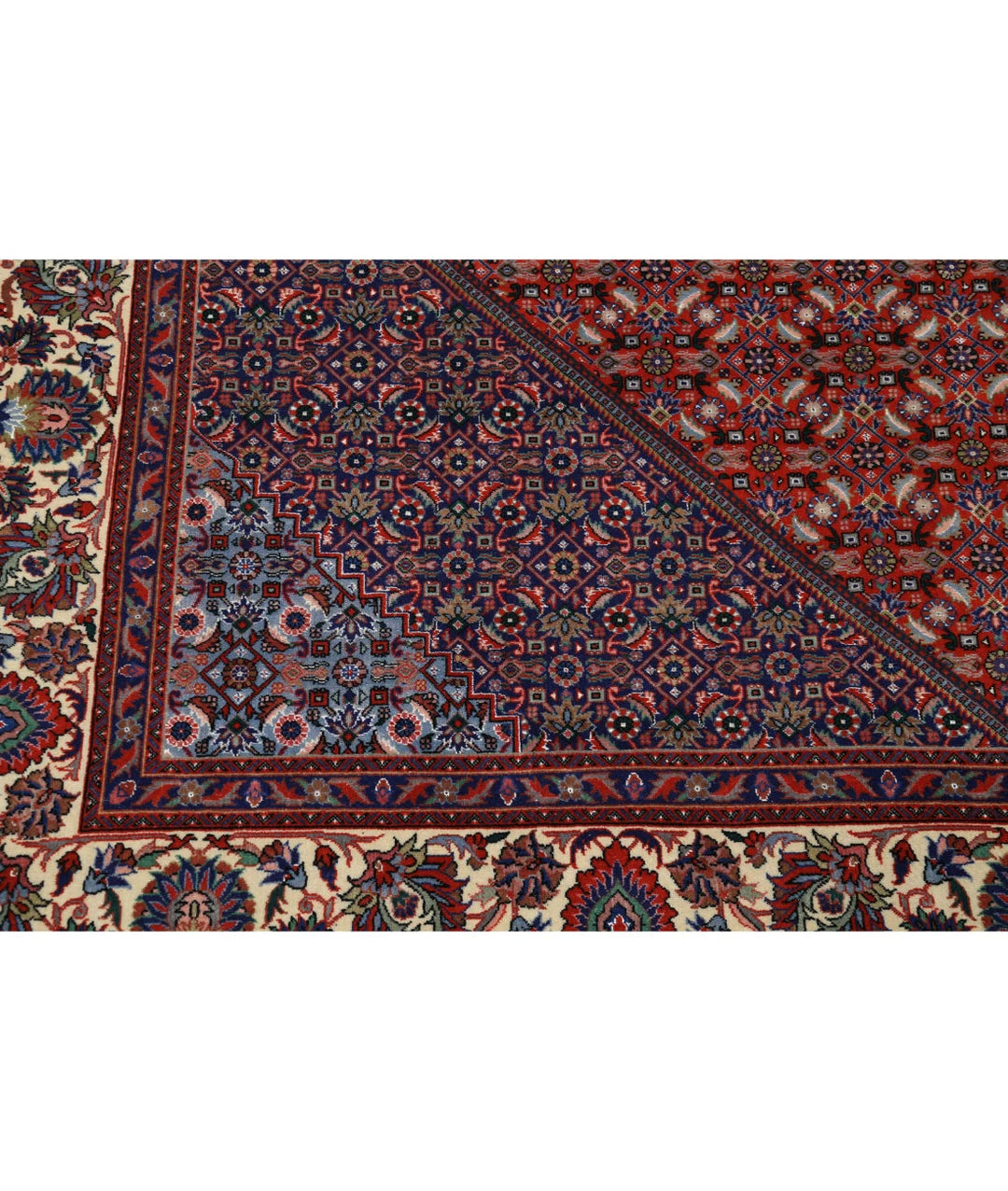 Persian Bijar Rug 6' 7" x 9' 9" Hand-Knotted | No. AT26684