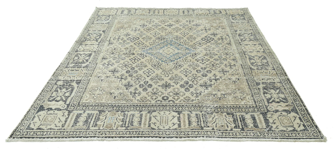 Persian Hamadan Rug 6' 10" x 9' 8" Hand-Knotted | No. AT27590