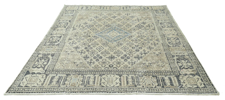 Persian Hamadan Rug 6' 10" x 9' 8" Hand-Knotted | No. AT27590