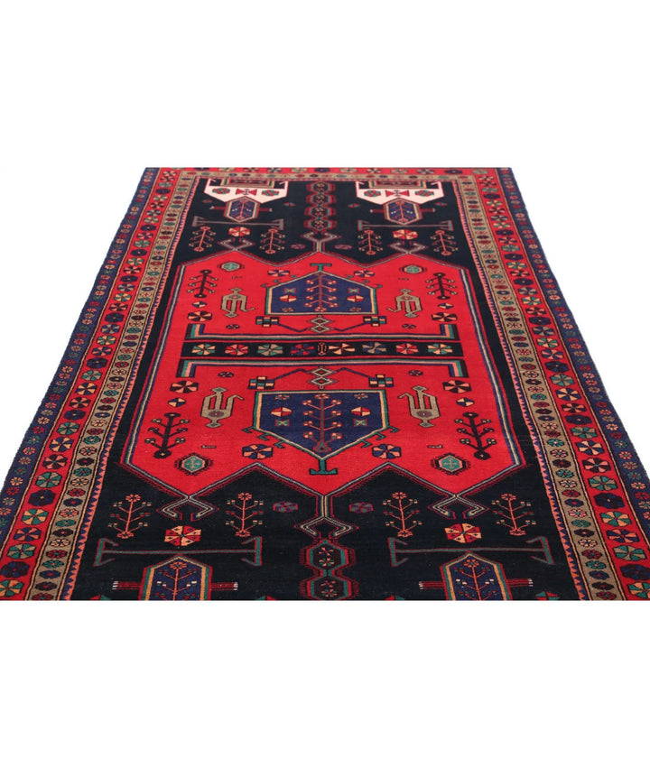 Persian Hamadan Rug 4' 8" x 9' 7" Hand-Knotted | No. AT27957