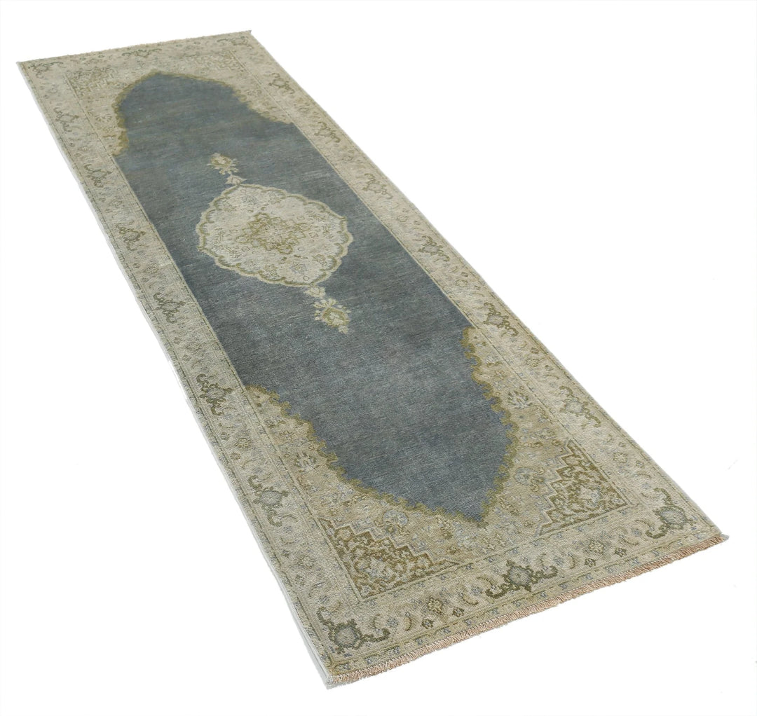 Grey Ivory Indian Ziegler Rug 2' 6" x 7' 9" Hand-Knotted | No. AT28098