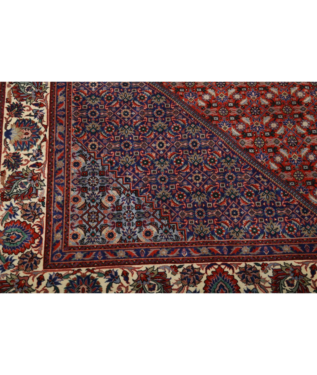 Persian Bijar Fine Rug 6' 7" x 9' 10" Hand-Knotted | No. AT29114