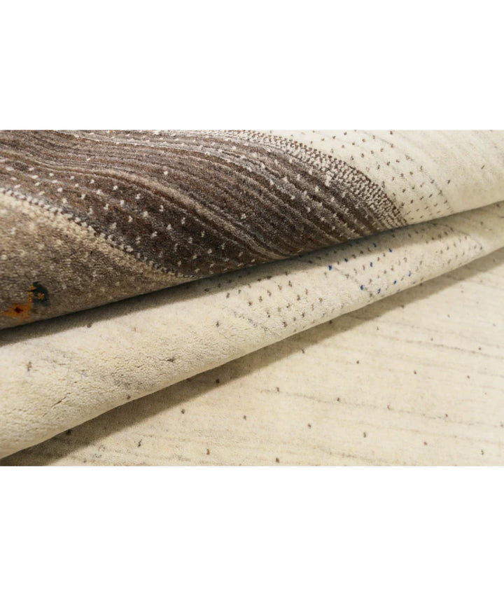 Ivory Indian Oriental Rug 5' 7" x 8' 0" Hand-Knotted | No. AT29951
