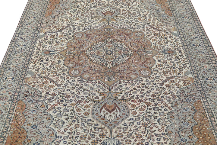 Turkish Kayseri Vintage Rug 6' 5" x 9' 7" Hand-Knotted | No. AT30035