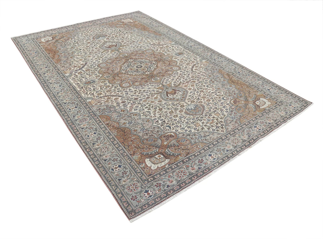 Turkish Kayseri Vintage Rug 6' 5" x 9' 7" Hand-Knotted | No. AT30035
