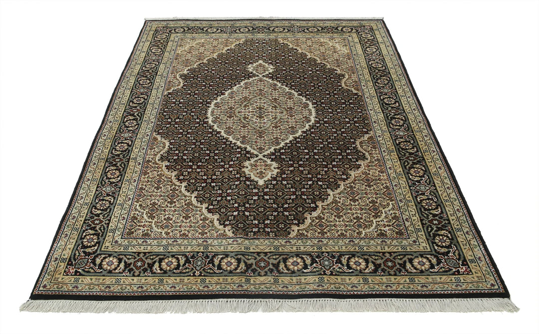Black Indian Ziegler Rug 4' 7" x 6' 7" Hand-Knotted | No. AT31399