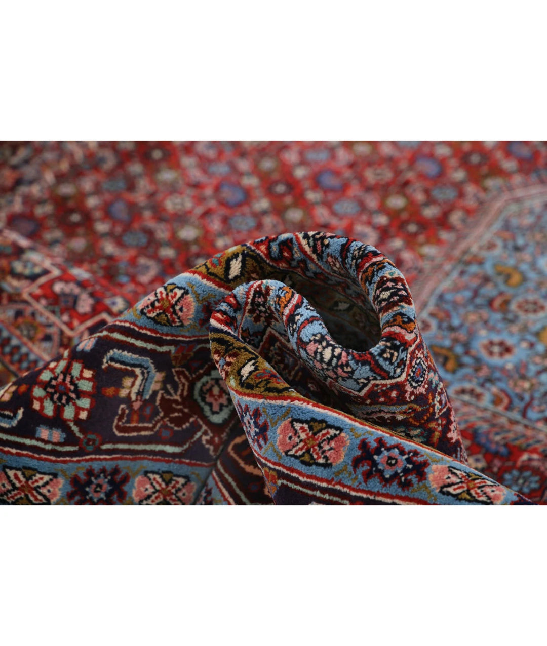 Persian Bijar Rug 7' 3" x 10' 3" Hand-Knotted | No. AT31975