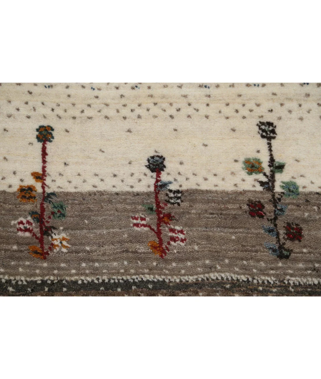 Ivory Indian Oriental Rug 2' 9" x 3' 11" Hand-Knotted | No. AT31980
