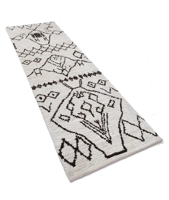 Ivory Moroccan Runner Rug 2' 11" x 9' 9" Hand-Knotted | No. AT32022