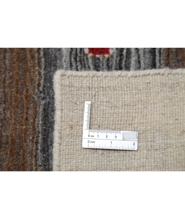 Ivory Indian Lori Rug 5' 8" x 7' 10" Hand-Knotted | No. AT32703